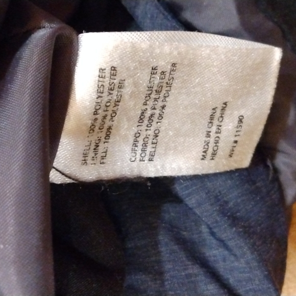 Weather Proof Vest - Picture 7 of 7